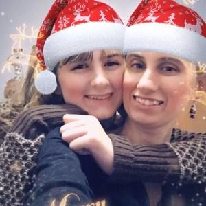 Meet your Posher, Phebe lacey